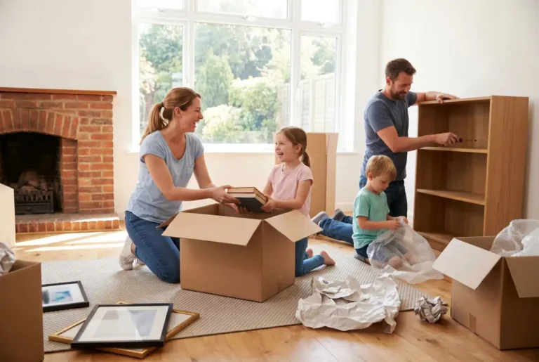 Furniture Dismantling and Removals in Ascot – Expert Help from Dracott & Fennemore